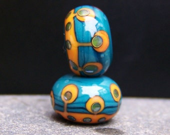 MruMru handmade lampwork beads, earring pair set. Sra