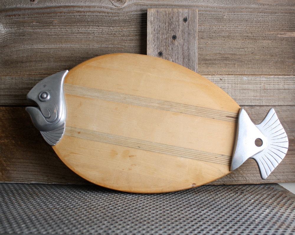 Vintage Fish Cutting Board