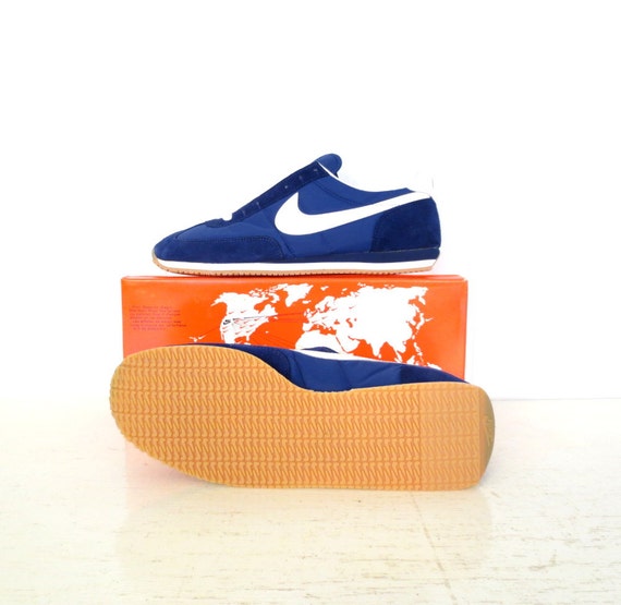 Vintage Nike Oceania / Men's Nike Shoes / by SmallEarthVintage