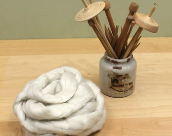 Cashmere Roving - Undyed Spinning Fiber (4oz)