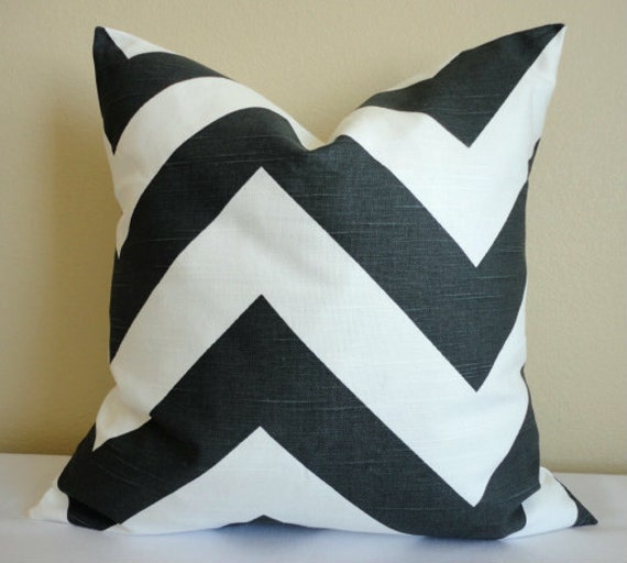 SINGLE 18 x 18 Pillow Cover // Zippy Charcoal