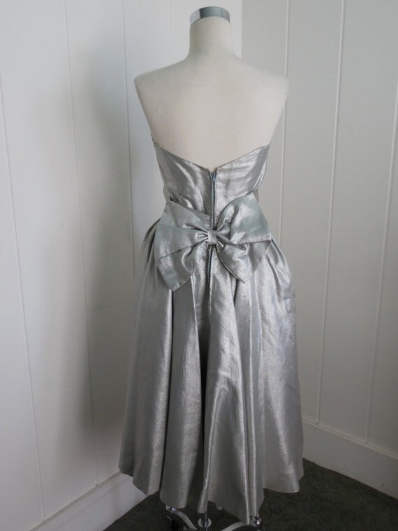 1950s Vintage Metallic Silver Lame Party Dress with Sweetheart