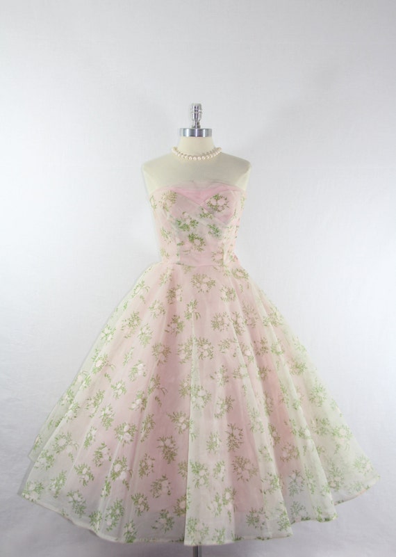 1950s Party Prom Dress Vintage Strapless Sweetheart Bust