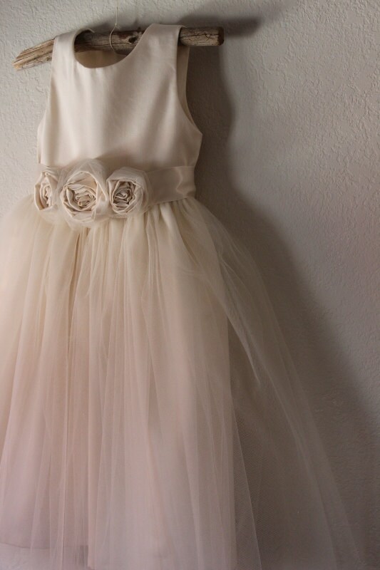 Vintage style Flower Girl Dress natural Organic cotton