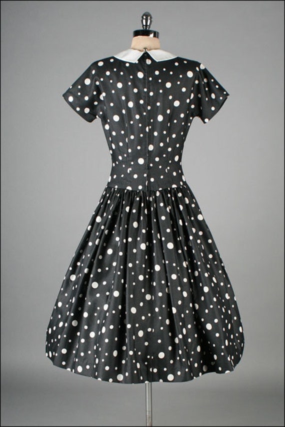 Vintage 1950s Dress . Black . Polka Dots . Full Skirt . M
