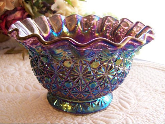 Daisy And Button Carnival Glass Bowl Smith Amethyst Glass