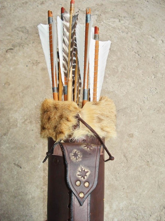 Tooled Archery Quiver with a Detachable Pouch