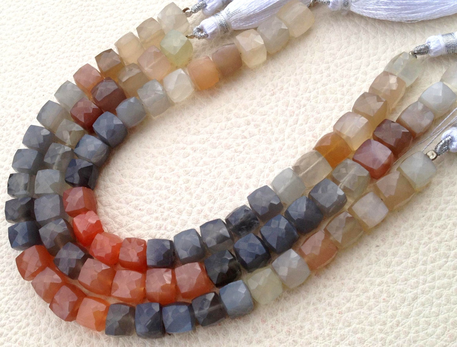 Neuf 4 6 8 10 12 14 mm Faceted Sri Lanka Moonstone Gemstone Loose Beads 15/" AAA