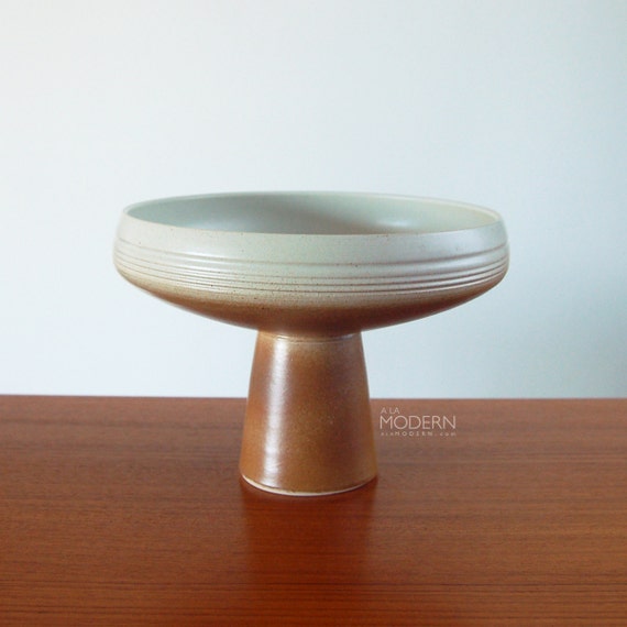 Japanese Ikebana Pedestal Pottery Bowl