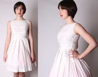 White Short Vintage 1950s Wedding Dress / Informal Wedding Dress / White Wedding Dress / Dresses / Cotton Dress / 1883