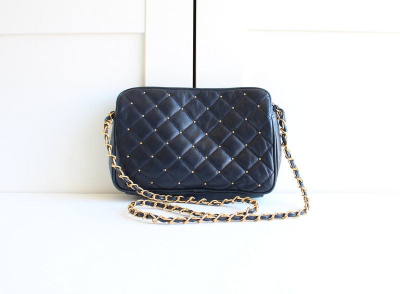 Vintage Chain Strap Purse / Navy Quilted Bag / Crossbody Bag