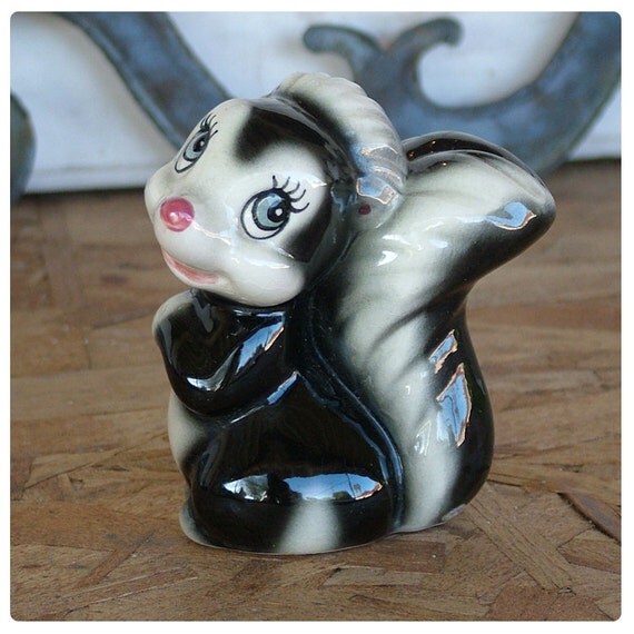 Vintage Charming Ceramic Skunk Figurine