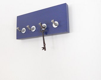 MODERN KEY HOOK: Small Wall Mount Key Holder Rack