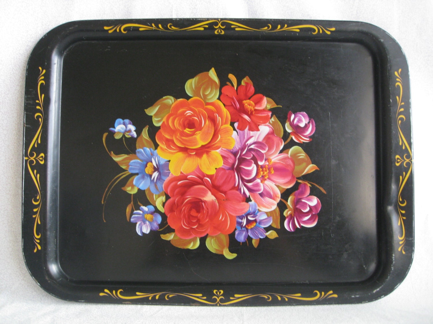 Large black tin tray/vintage floral serving tray/metal flower