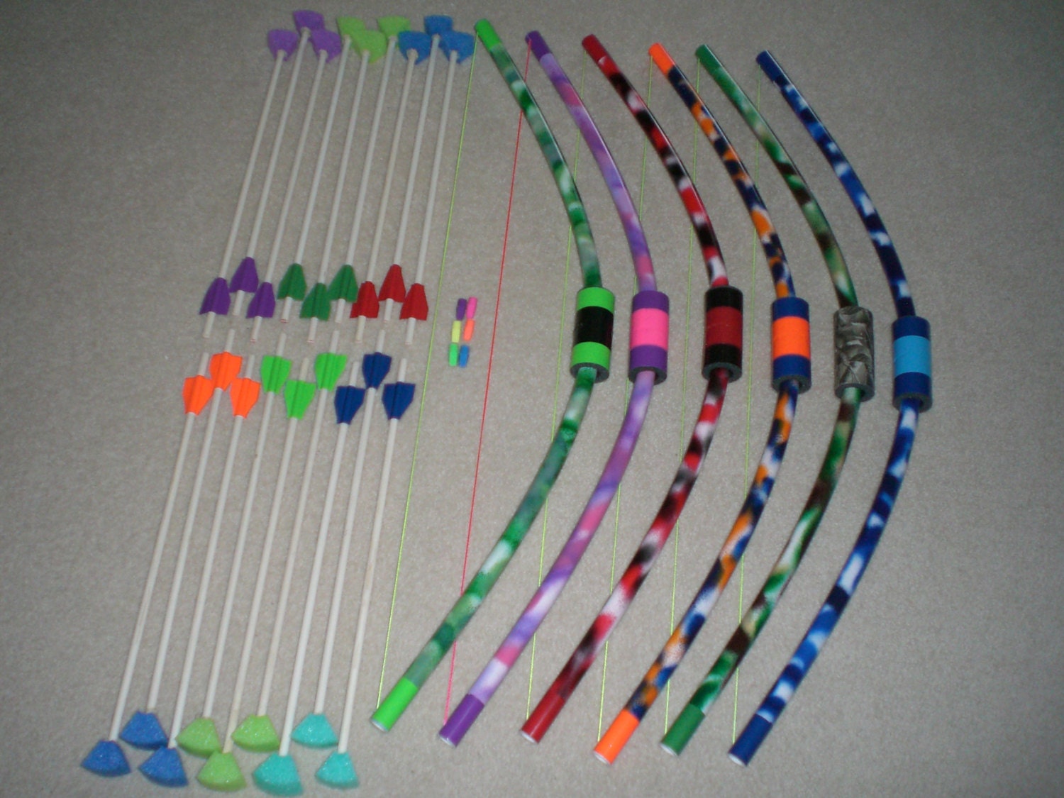 hunger games birthday party invitations bows and arrows 6 pack kids aged 8 14 archery party camping hunger games birthday party invitations bows and arrows 6 pack kids aged 8 14 archery party camping