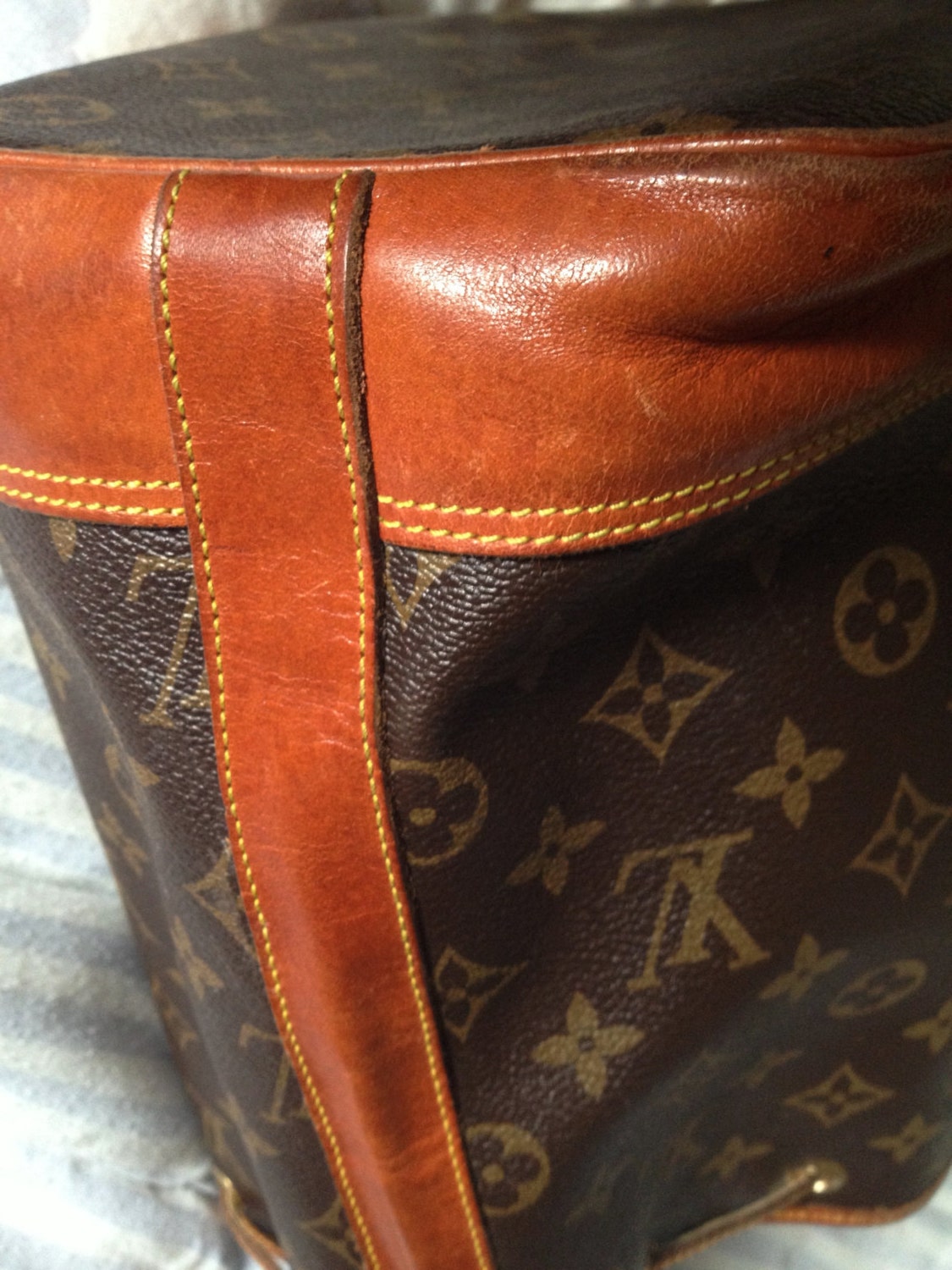 Louis Vuitton Noe Bucket Bag Date Code