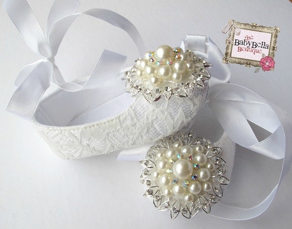 Baby Girl white lace Crib Shoes ,Baby Shoes,Christening, Baptism ...
