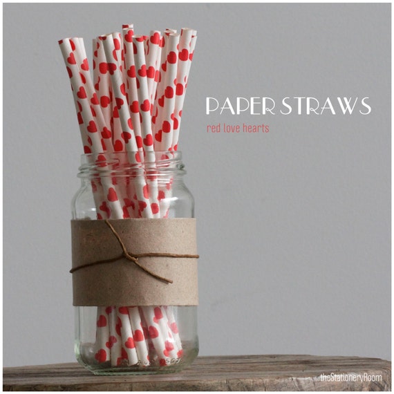 25 Red Love Hearts Paper Straws - Free Editable DIY Flags - Standard 7.75'' / 19.68cm