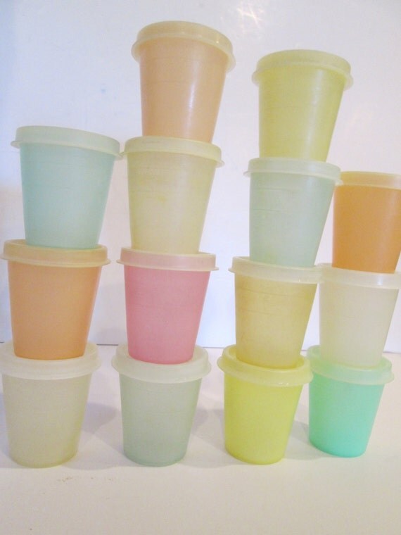 Vintage Tupperware Mini Cups With Lids Set of 14
