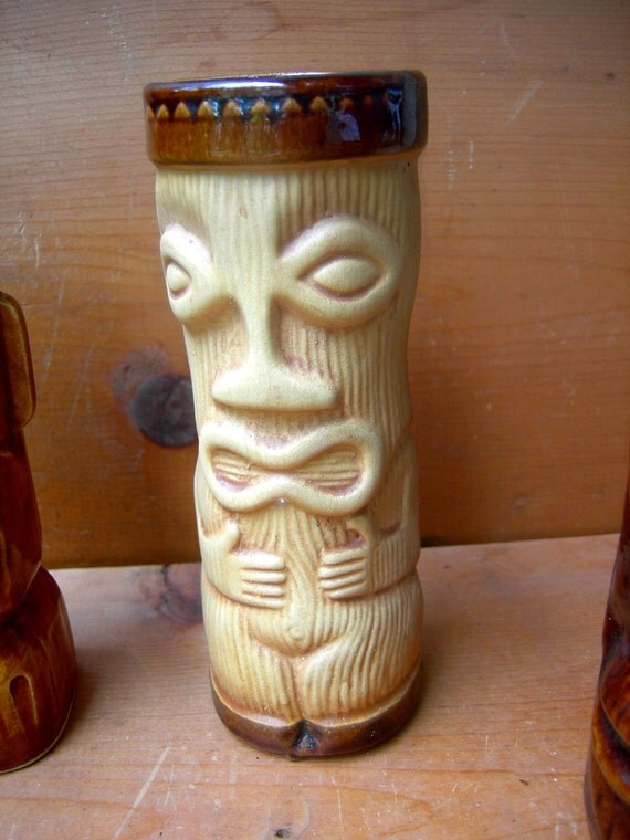 Vintage tiki glasses lounge home decor