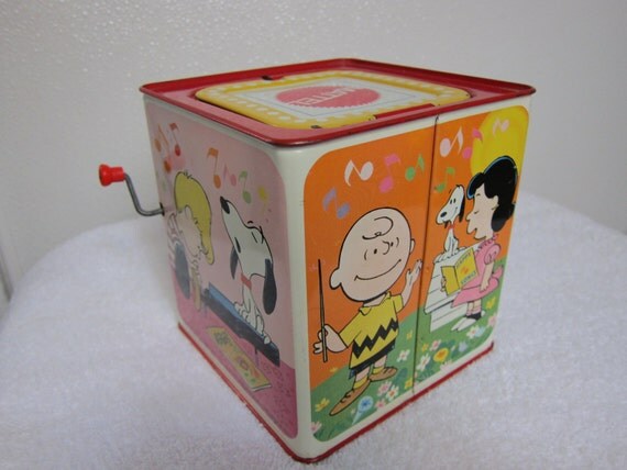 mattel snoopy in the music box