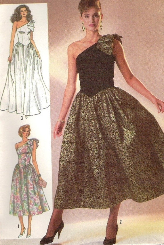 1980's Sewing Pattern Simplicity 7842 Formal dress with