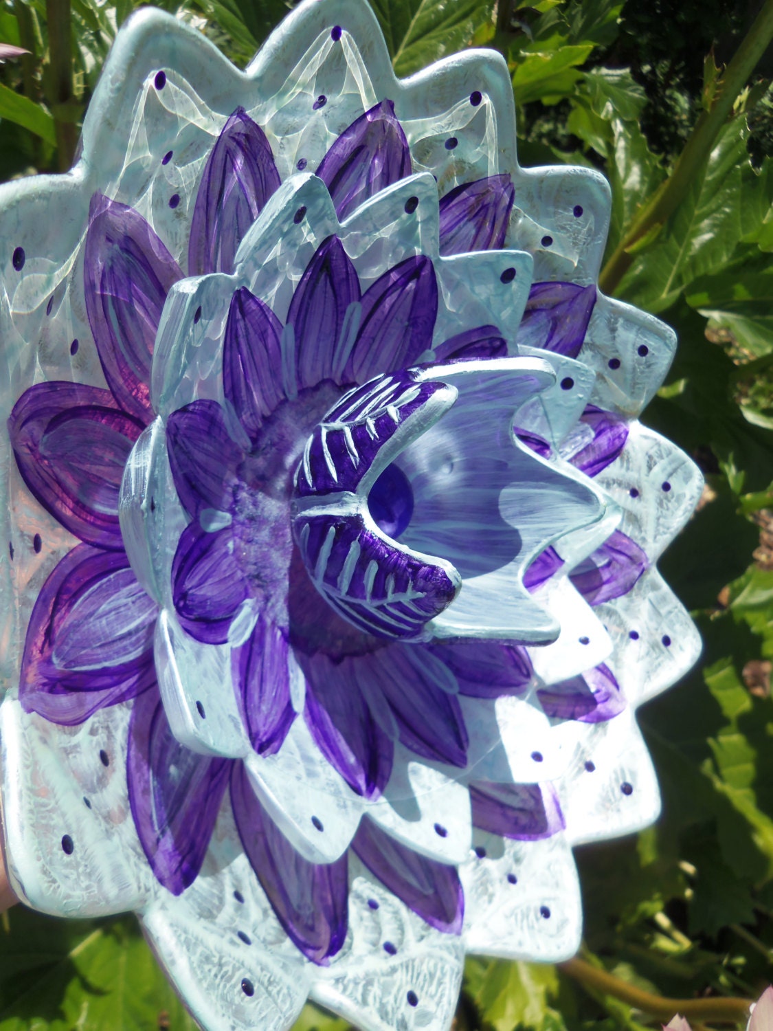 Image Result For Flower Plate Garden Art