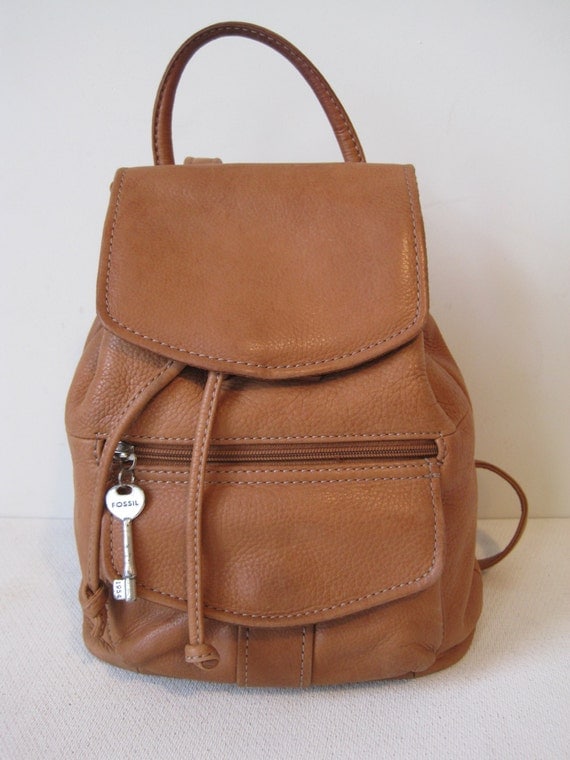 Vintage FOSSIL Women&#39;s Brown Leather Backpack Shoulder Bag
