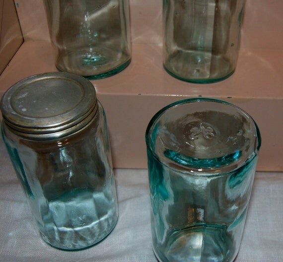 Set of 6 Vintage Hoosier Sellers Glass Spice Jars with Tin