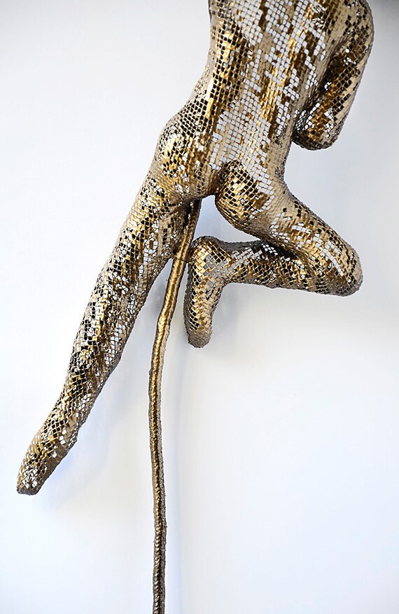 Metal wall art Climbing man on rope home decor Metal