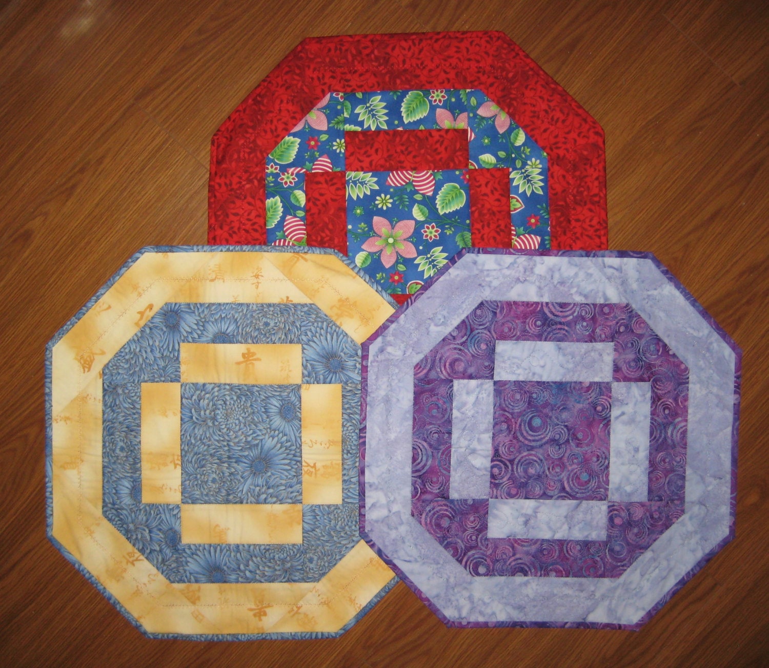 quick-and-easy-octagon-table-topper-pdf-quilting-pattern