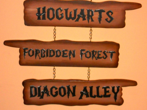 harry-potter-hedwig-sign-for-hogwarts-forbidden-forest-and