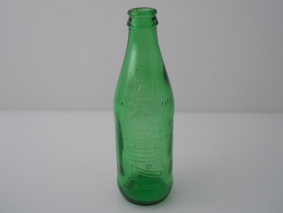 Items similar to Embossed Soda Bottle 7up 10 oz No Deposit Green Glass ...