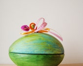 Green Easter egg, ceramic Easter egg box of earhtenware clay, handpainted, eco Easter, made to order - ArktosCollectibles