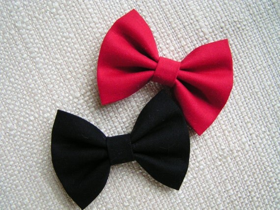 Items similar to Red and Black fabric bow clips, baby bows, Bows, small ...