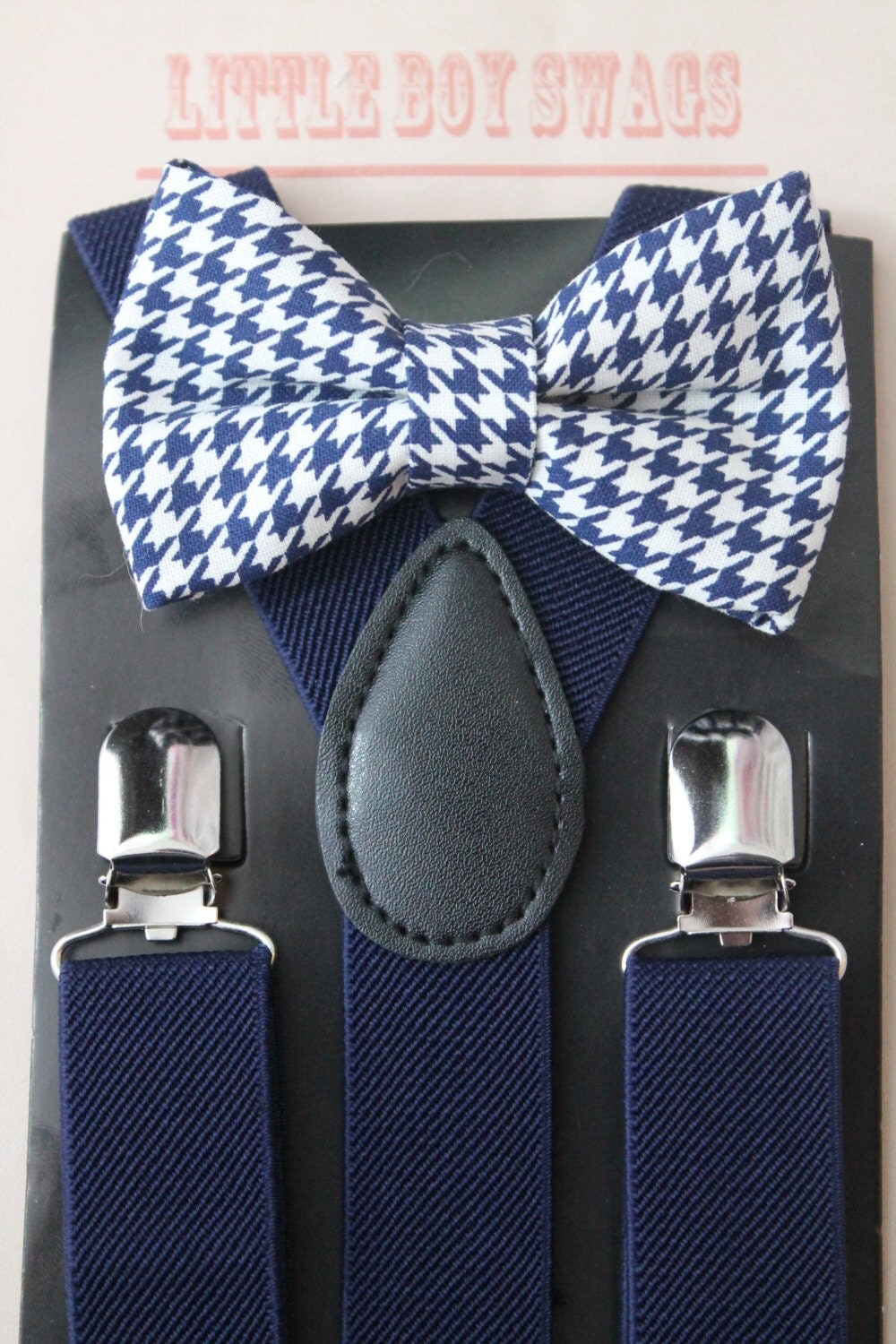 boy navy bow tie..baby boy bow tie.ring bearer outfit..toddler suspenders..baby boy bow tie..wedding bow tie..kids bow tie..summer bow tie