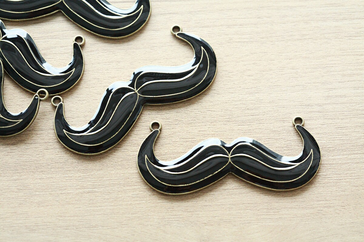2 pcs of Alloy Mustache Connector Black Enamel Charms Antique