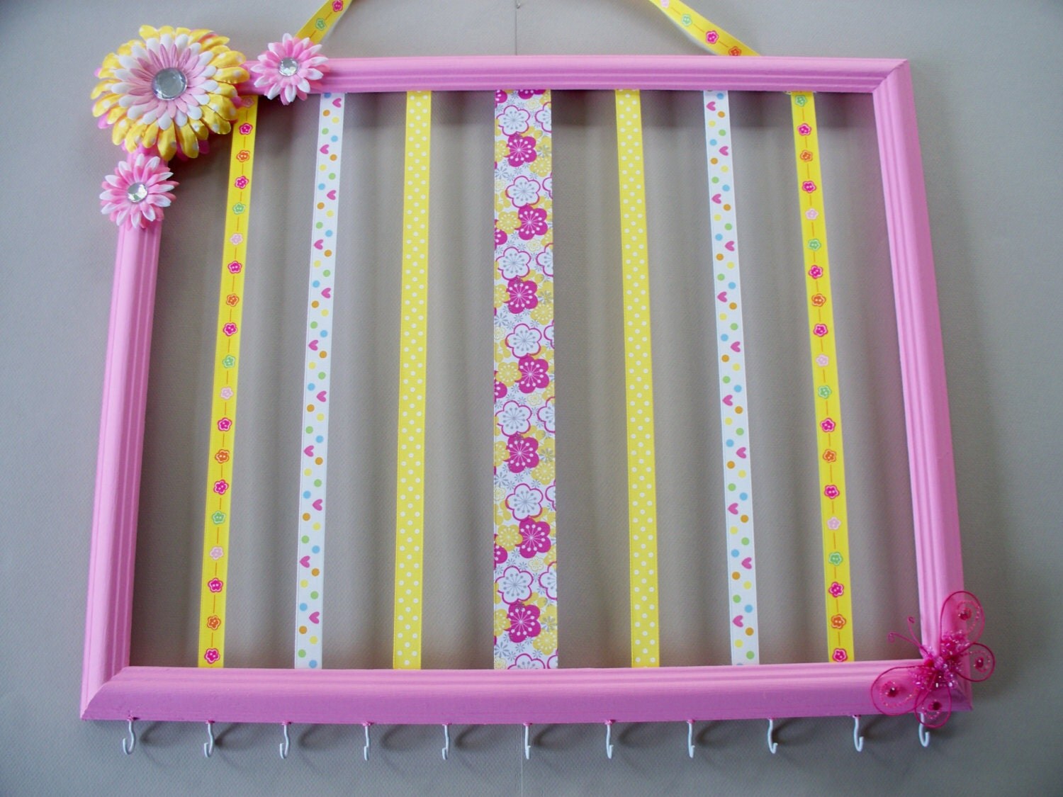 Picture frame hair bow holder and headband by MaggieMayeDesigns