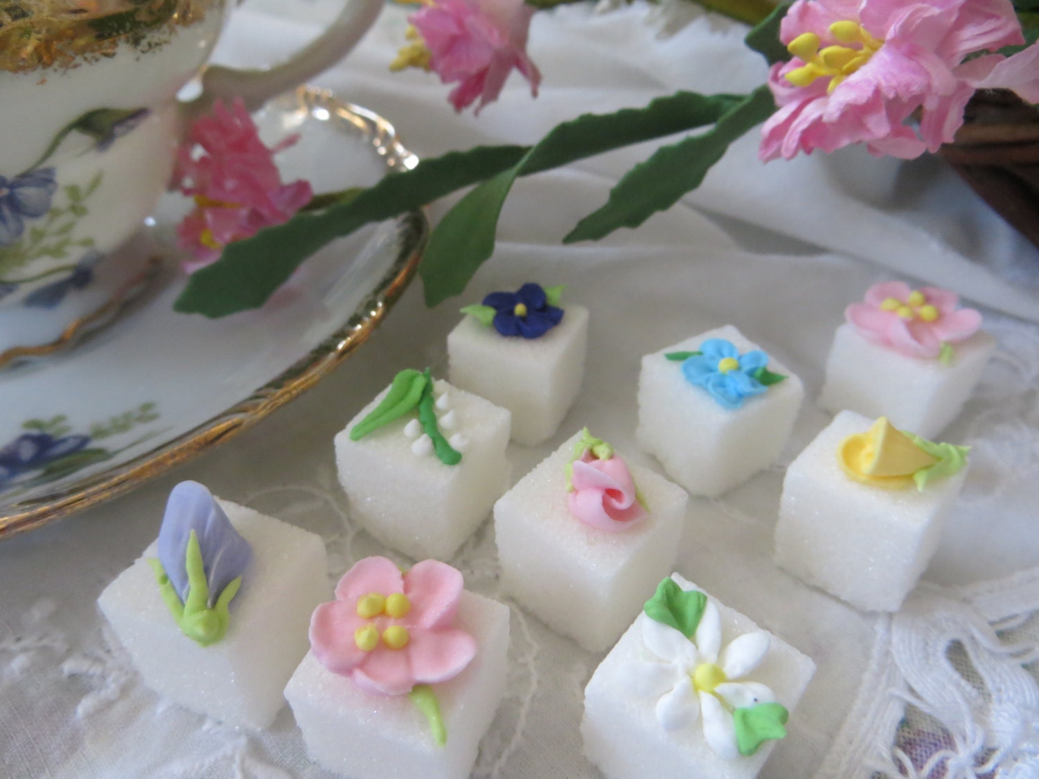 Springtime Decorated Floral Sugar Cubes