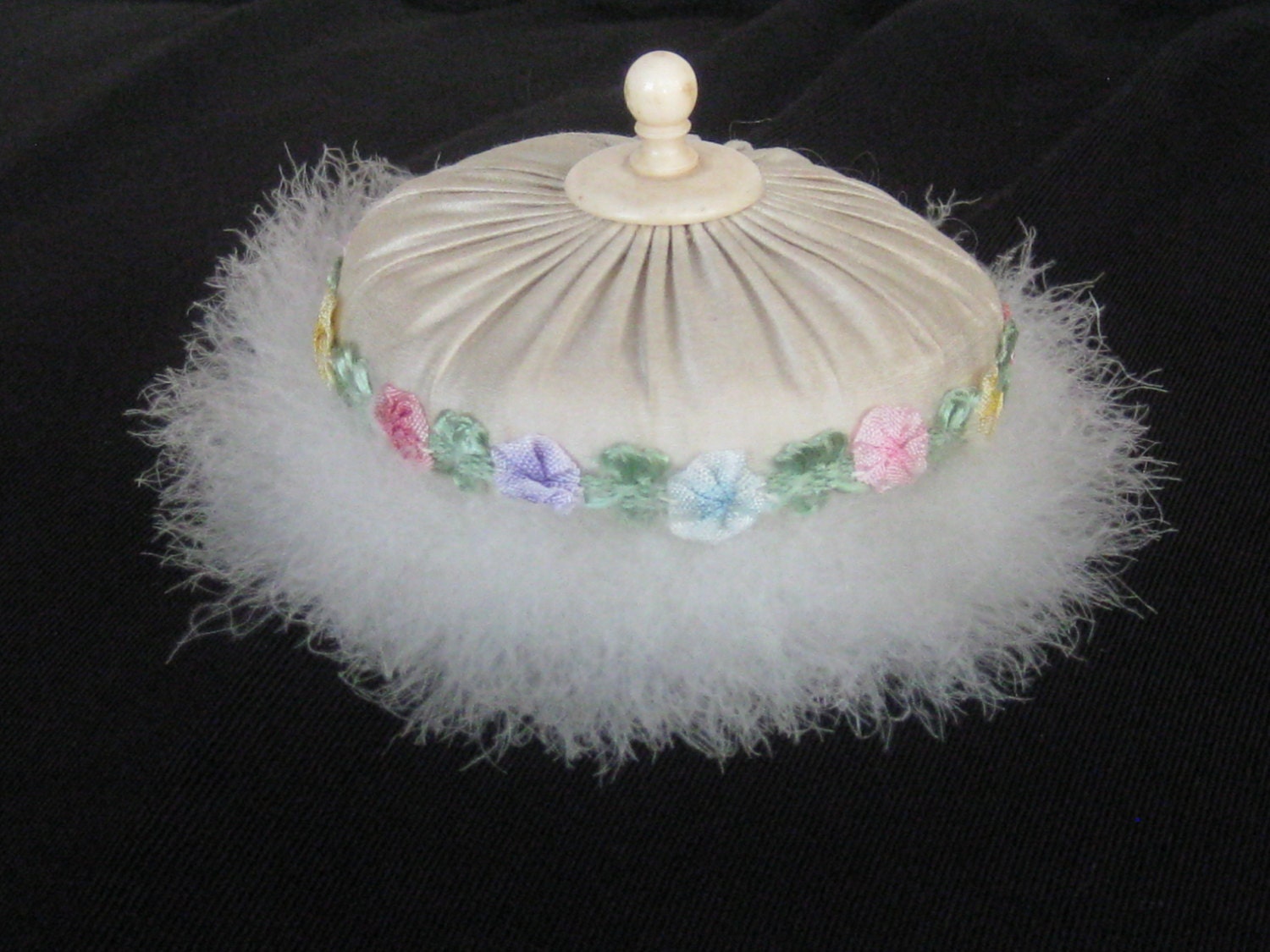 Vintage 1920's Swans Down Powder Puff
