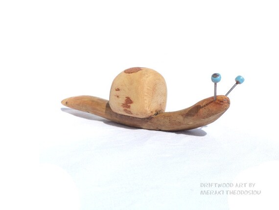 Hand Carved Snail Wood for your Home Decore or Gift Idea/driftwood/handmade/gigt for her/gift for him/nature/animal