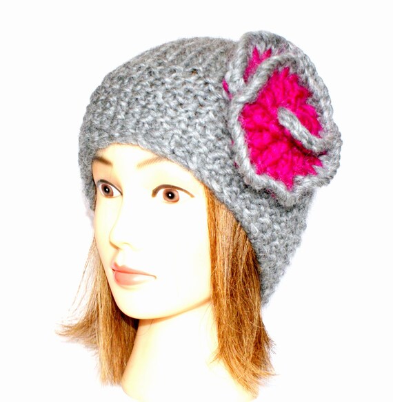 Beanie hat with flower knitted medium gray and pink by Johannahats
