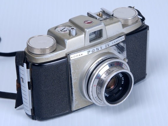 Kodak Pony IV 35mm Camera. Vintage 50&rsquo;s