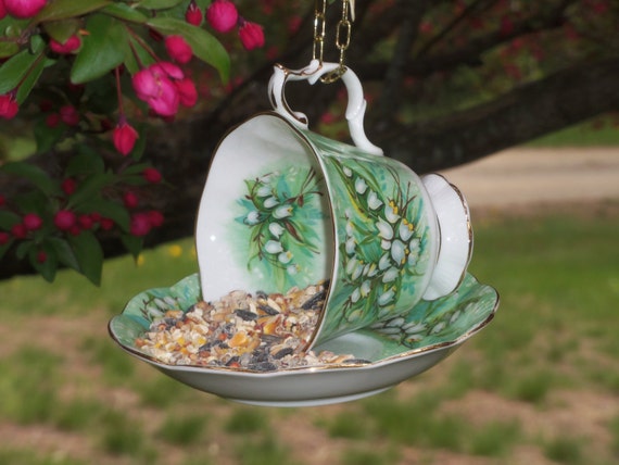 Vintage Tea Cup Bird Feeder