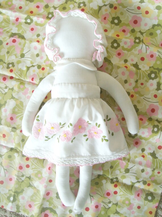 Pillowcase Doll Embroidered | Vintage Crafts, Felt Toys Diy, Felt Toys