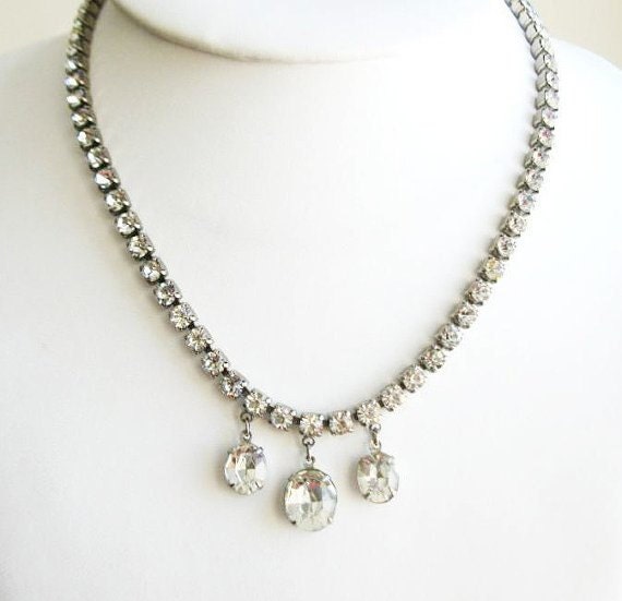 Vintage Coro Pegasus diamante necklace late by popgoesmyvintage