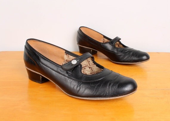 capezio mary janes