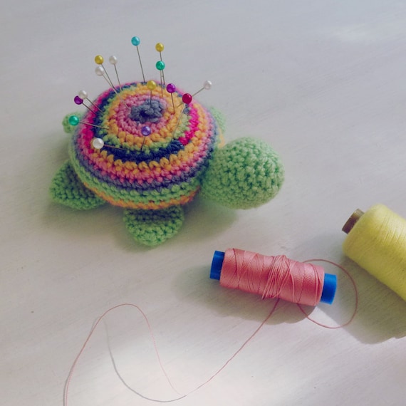 Pincushion Crochet Pattern Turtle amigurumi  toy  PDF - pincushion / toy / mobile / easy crochet PDF - Instant DOWNLOAD