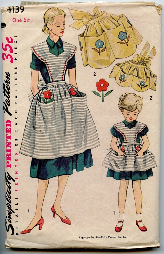 1950s Vintage Apron Pattern Simplicity 4139 Mother Daughter Half or Full Bib Apron Pattern One Size