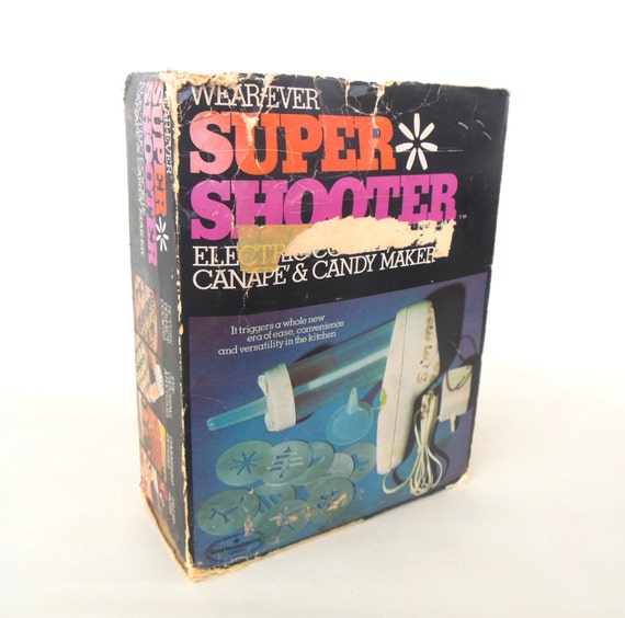 Wearever Super Shooter Cookie Press Electric by LaurasLastDitch